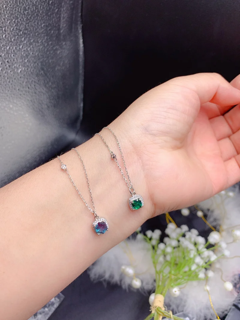 Лабораторная александритовая женская подвеска 925 пробы Серебряная новая