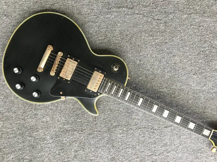 

Custom Shop Standard guitar black custom guitar Electric Guitar,Limited version,relics by hands