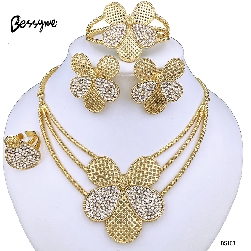 

Dubai Gold Color Jewelry Set For Women Vintage Flower Necklace Earrings Full Jewelry Set Bride Wedding Banquet Accessories