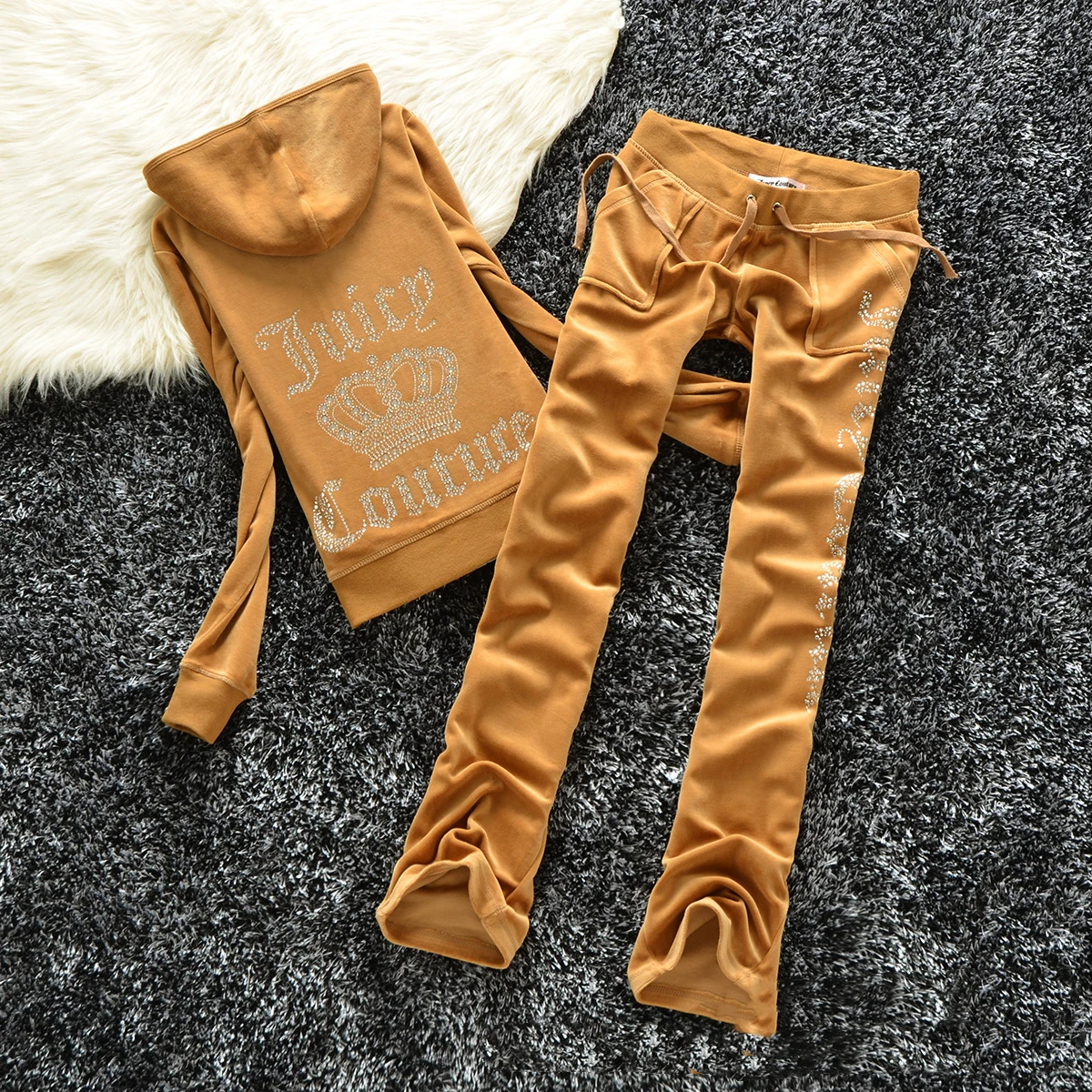 

Juicy Coutoure Women's 2 Piece Set Tracksuit Brand Velour Suit Female Sportswear Hoodies and Pants Trousers Ladies Couture Suits