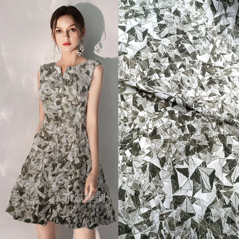 Лидер продаж 100%, шелковая ткань из натурального шелка, Шелковый крепдешин с принтом, ткань для платья, серые швейные принадлежности