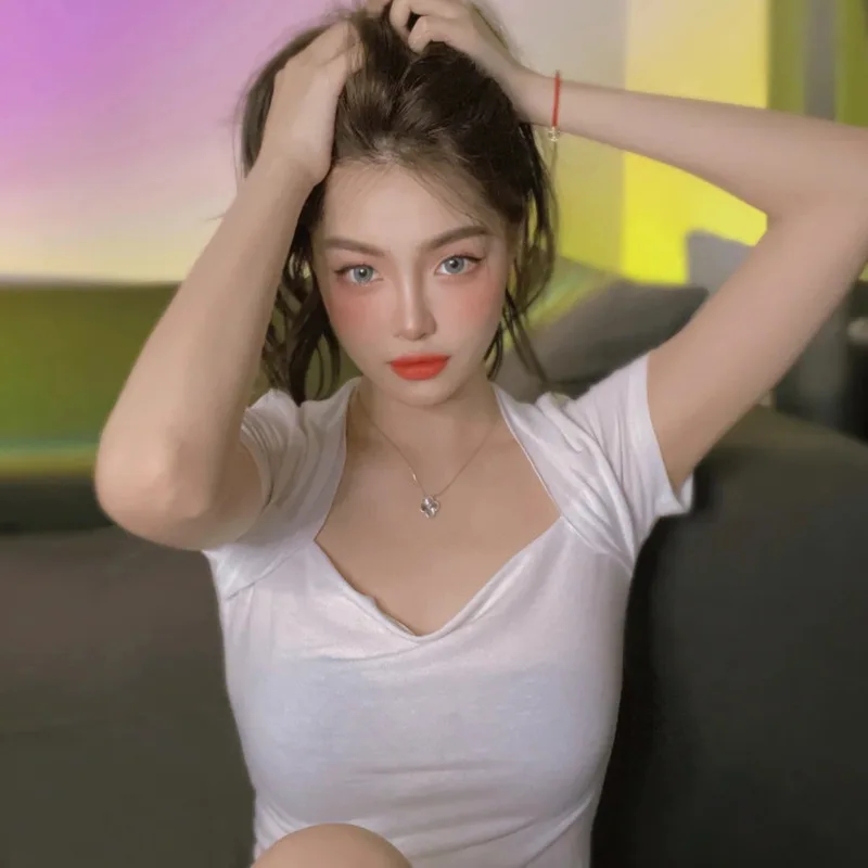 

Sexy women's low -cut ballet dance short -sleeved T -shirts are thin and sexy top black white clothing women tops woman tshirts