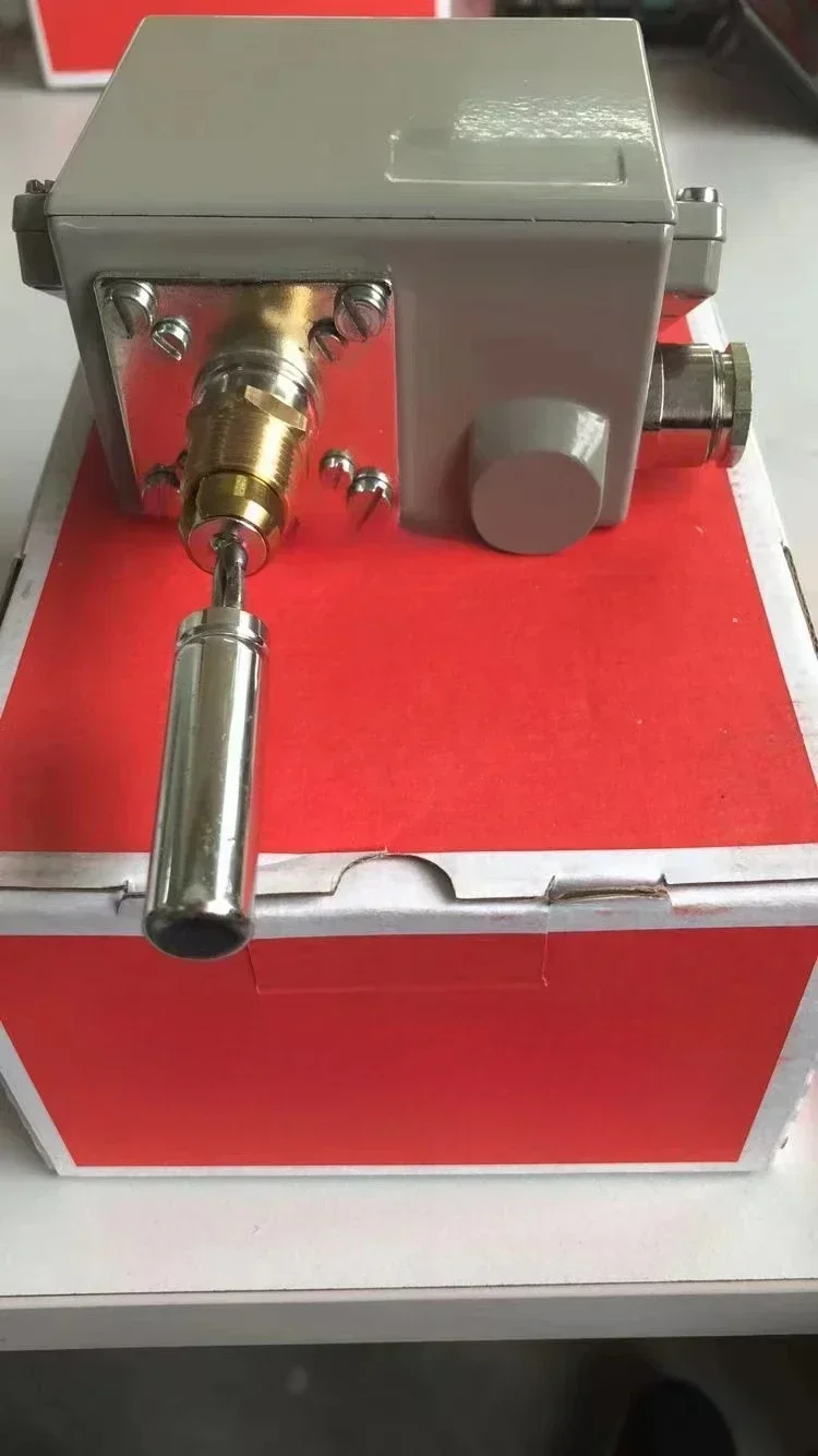 Датчик реле давления KPS KPS77 060 060L Контроллер 311866 060л 312166