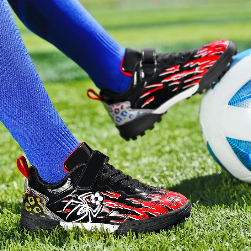 Fashion Blue Kids Soccer Shoes Society Outdoor Child Football Boots Cleats Futsal Sneakers Boys Soccer Training Sport Footwear