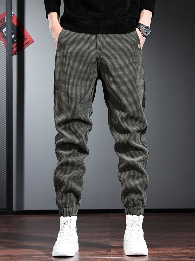 Рисунок 4 - Мужские Черные Мешковатые вельветовые брюки