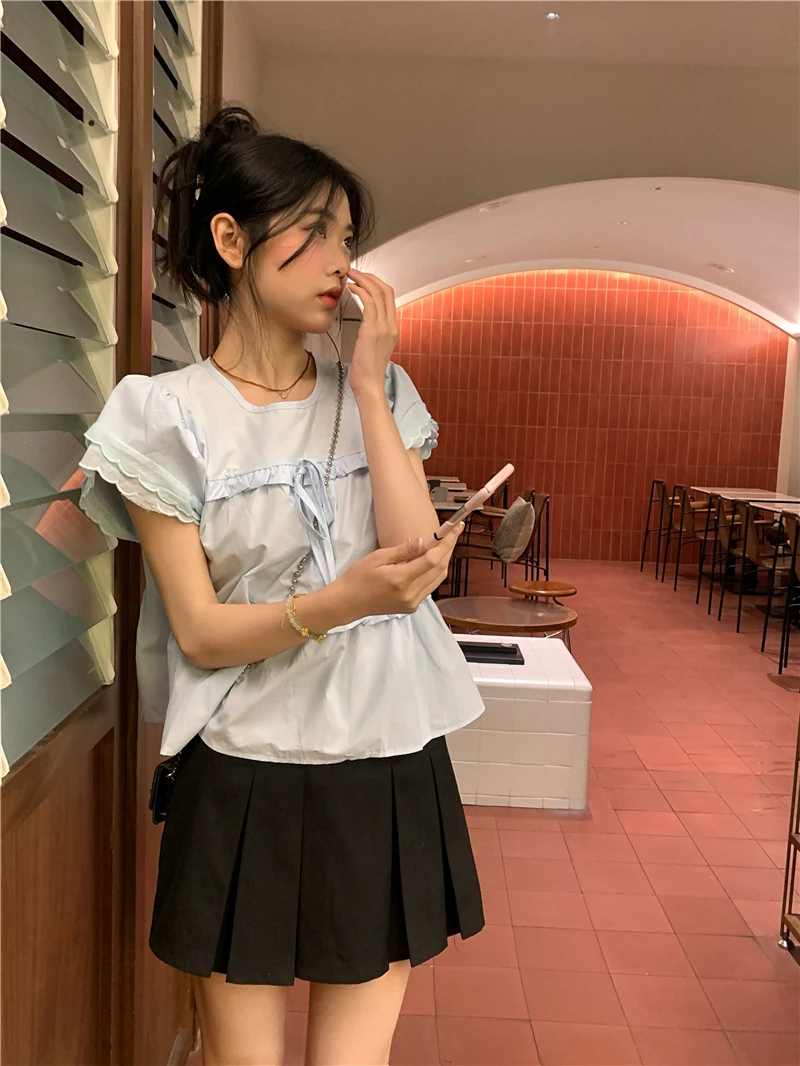 

GBD2996 Summer 2023 New French niche design with lace up and versatile flying sleeve shirt top