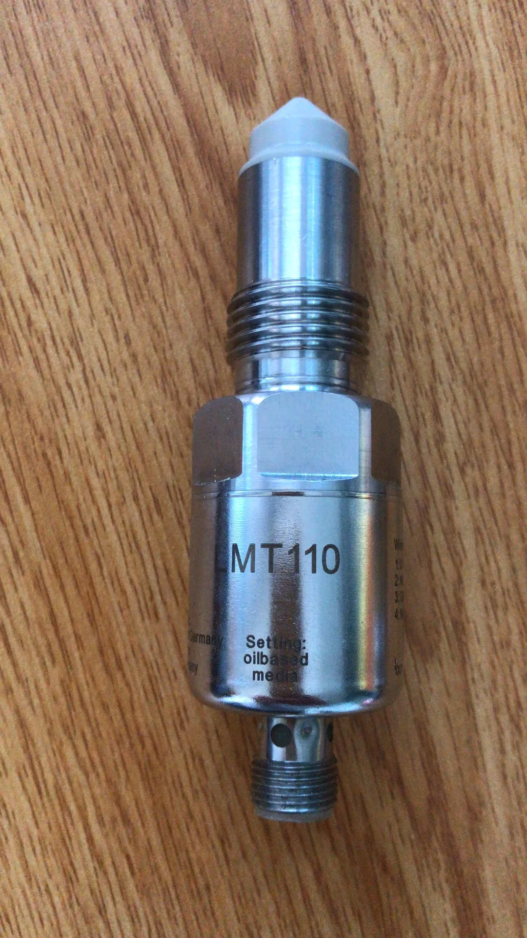 Датчик LMT110 для обнаружения точки горизонтального уровня LMACE-A12E/QSKG/1/США Германия