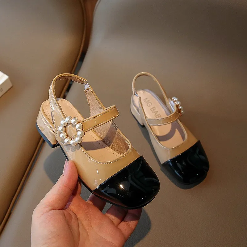 

Сандалии CAPSELLA детские летние дышащие с вырезами, повседневная обувь для девочек, элегантные босоножки в стиле пэчворк, размеры 27-36