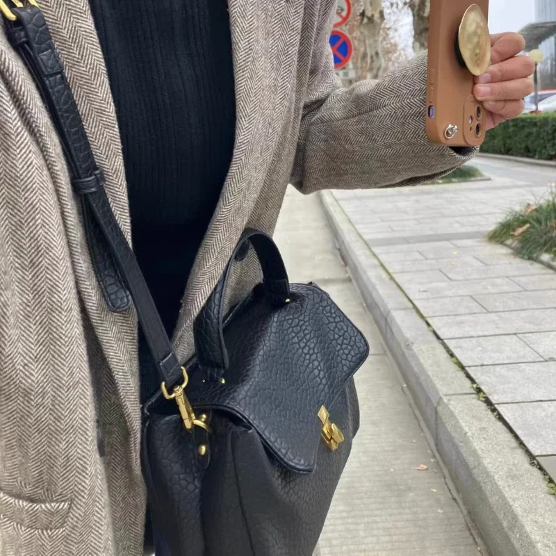 Модная индивидуальная однотонная сумка с верхней ручкой 2024 подходящая ко всему