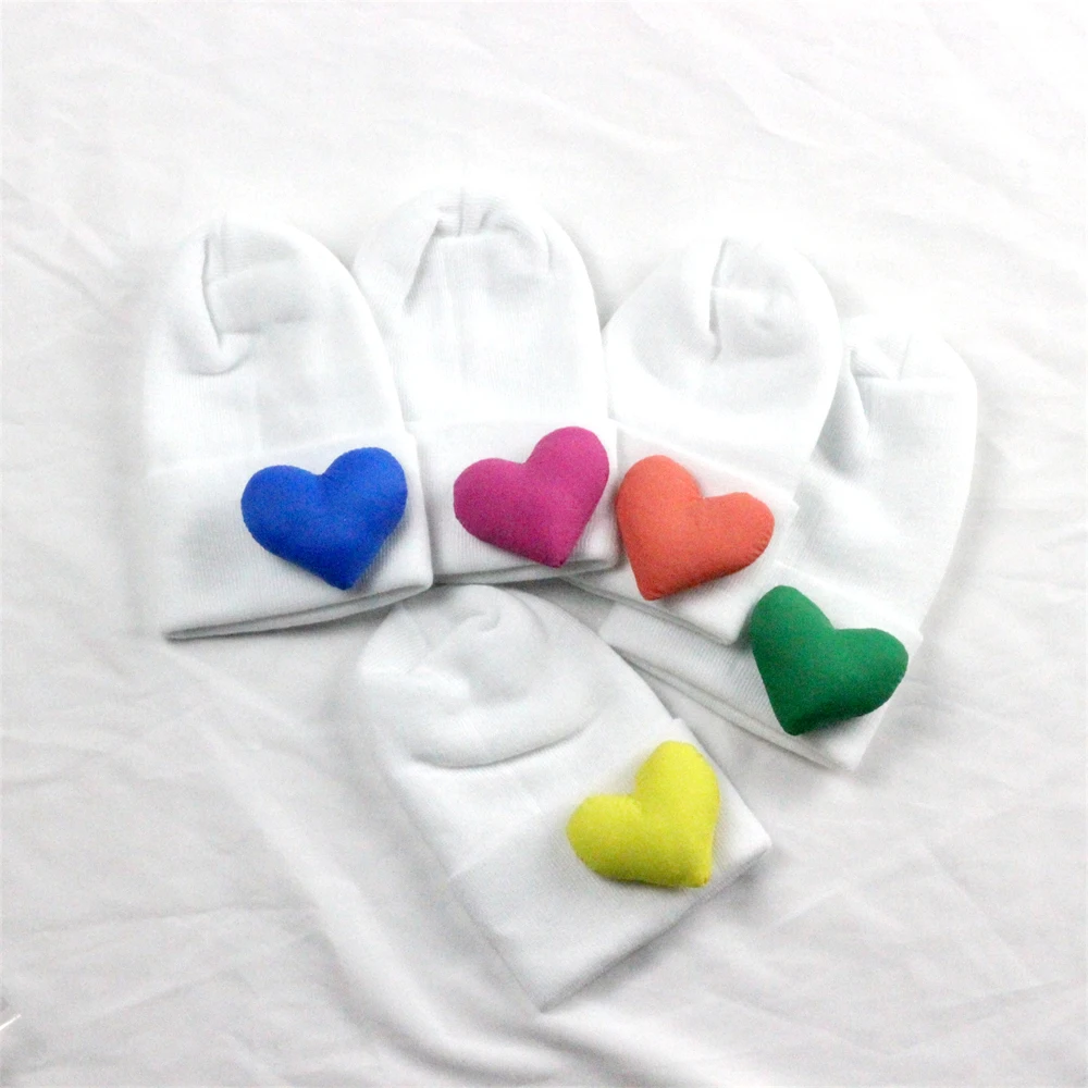 

0-6 M Newborn Hospital Knitted Beanie Cute Love Pattern Baby Girls Bonnet White Knit Hat for New Baby Infant Toddler Skullcap