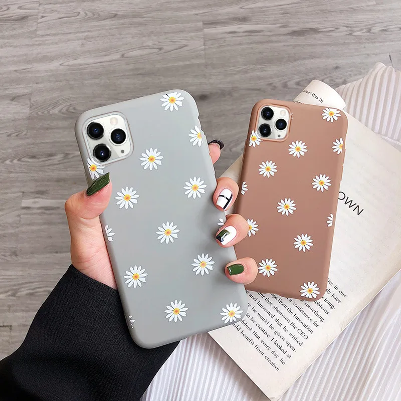 

moskado Art Floral Daisy Phone Case for iPhone 12 13 Mini 11 Pro Max X XR XS Max 7 8Plus Fashion Daisy Flower Soft TPU Back Case