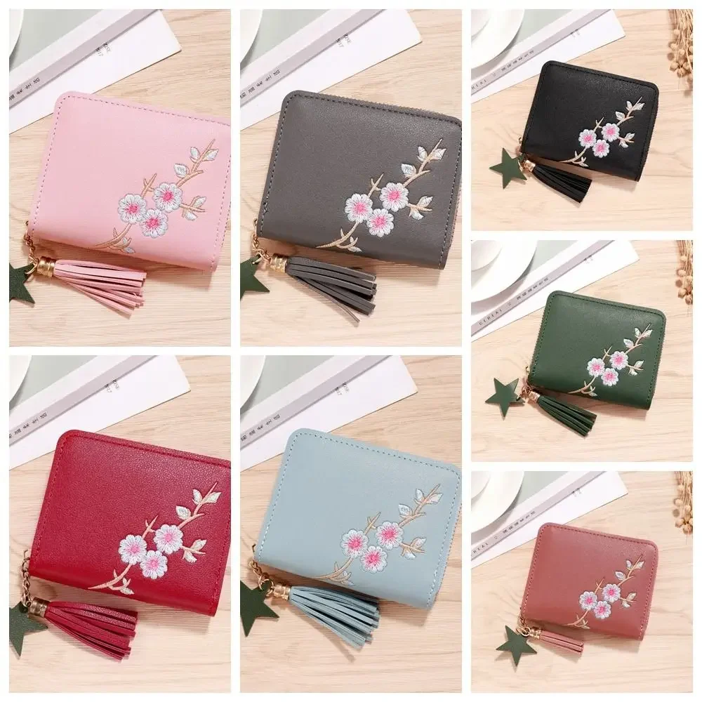 Маленький кошелек с вышивкой цветущей сливы Женский мини кисточкой милый