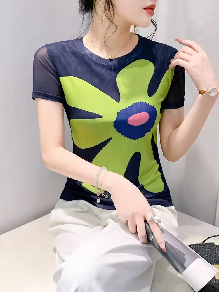 Женская футболка с цветочным принтом элегантная Приталенная круглым вырезом