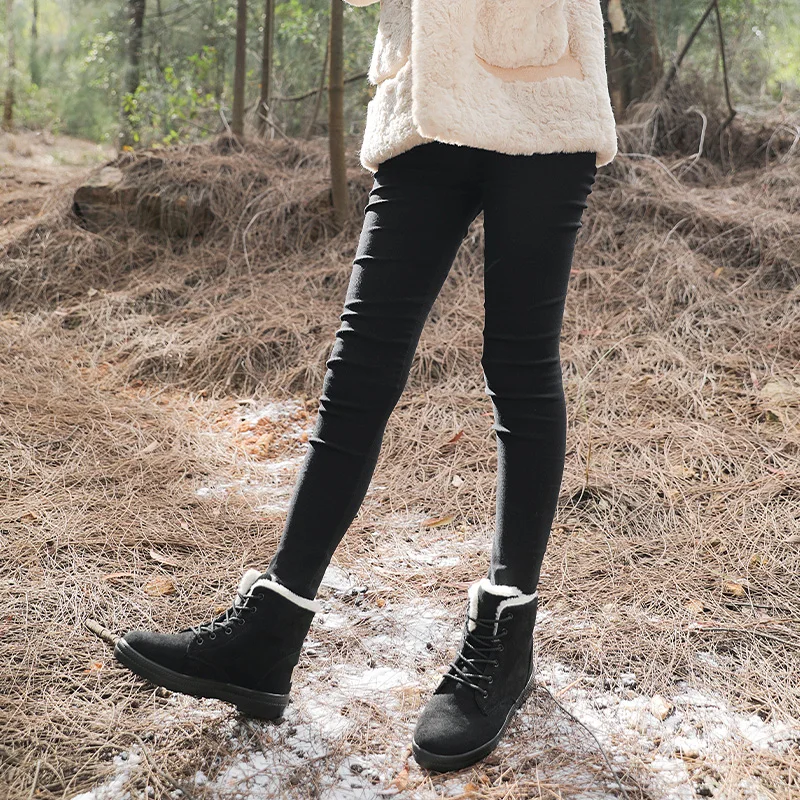 Short Boots Ladies Winter Boots Warm Anti-ski Floor Boots Waterproof Outdoor Ankle Fur Hiking Shoes Plus Fleece Lace Up Sneakers