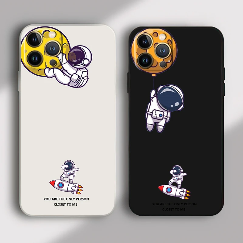 

Cute camera pose Astronaut For iPhone 13 12 11 Pro Max Mini 6 6s 7 8 Plus X XR XS Max Phone case TPU liquid silicone funda coque