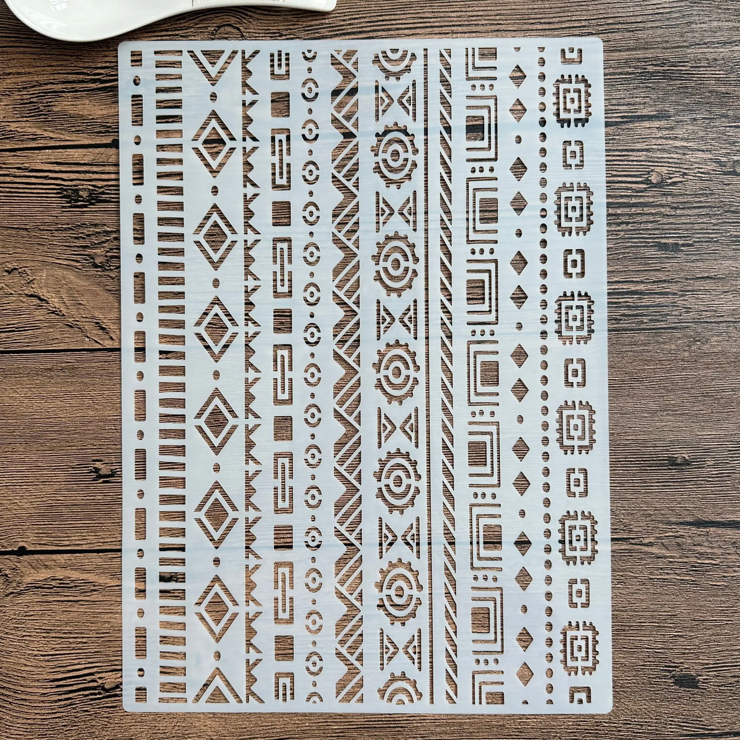 

Трафареты PenhuaMoban 29*21 см