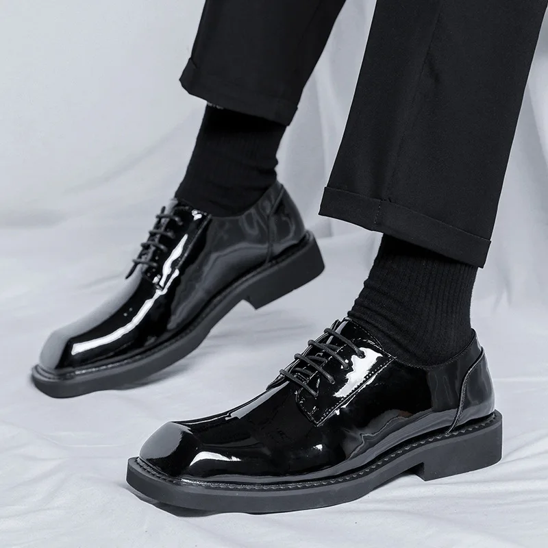 

Genuine Leather Men Dress Shoes Business Office Men Formal Shoes Lace Up Men Wedding Shoes Patent Leather Black Men Oxford Shoes