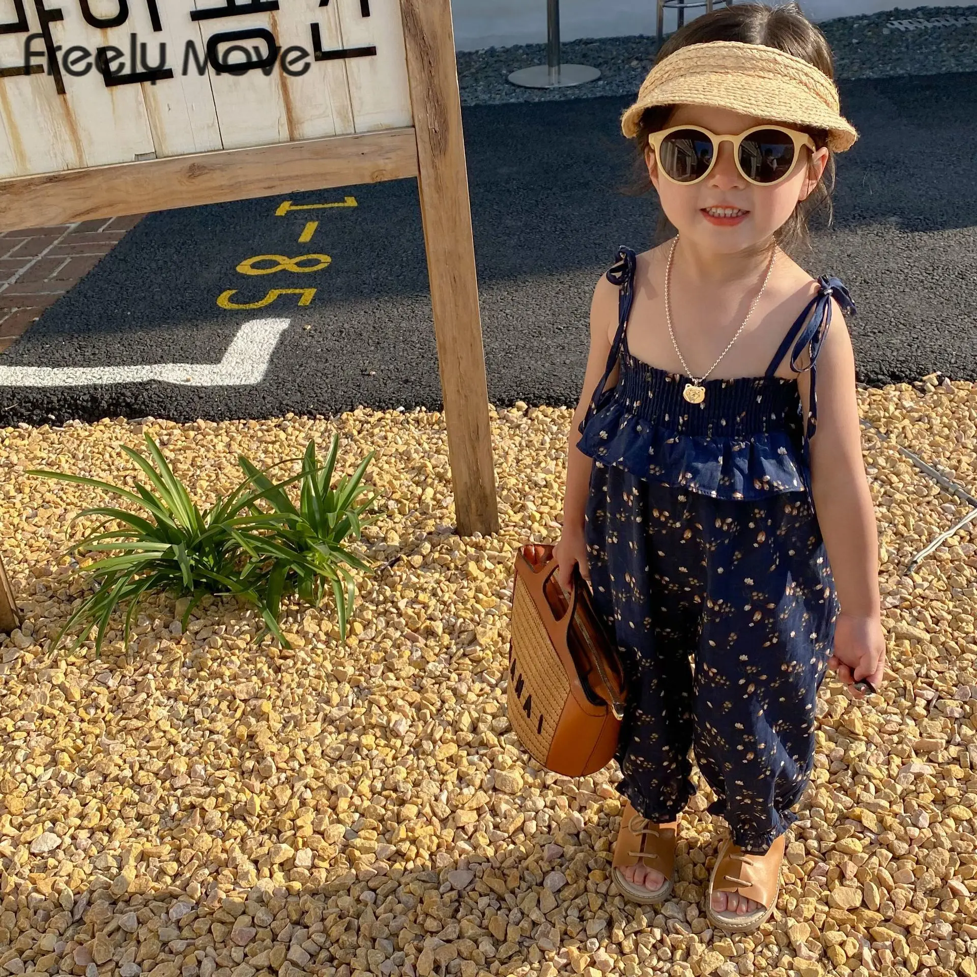 

Freely Move 2022 Summer Kids Girl Flower Halter Sleeveless bodysuit Jumpsuit Playsuit Outfits print Fashion New bodysuit