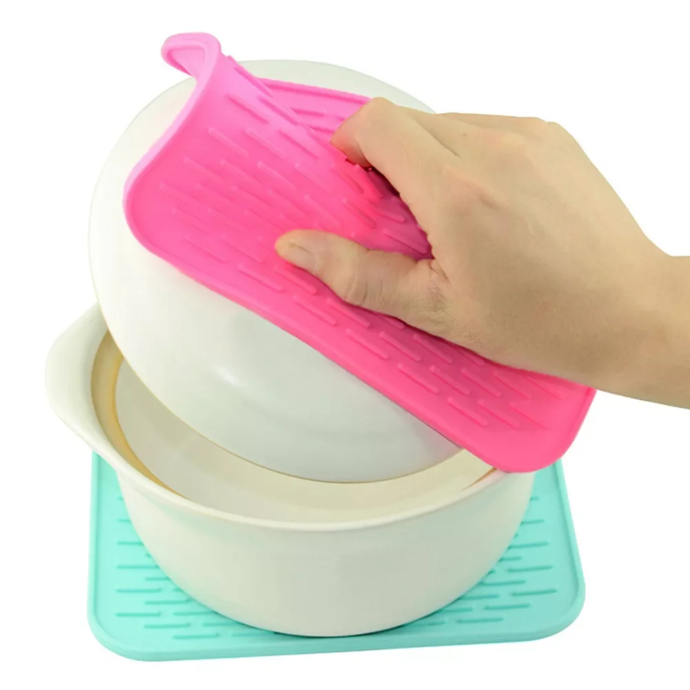 

Hot ! Kitchen Silicone Heat Resistant Table Mat Non-slip Pot Pan Holder Pad Cushion Protect Table Tool Heat Resistant Table