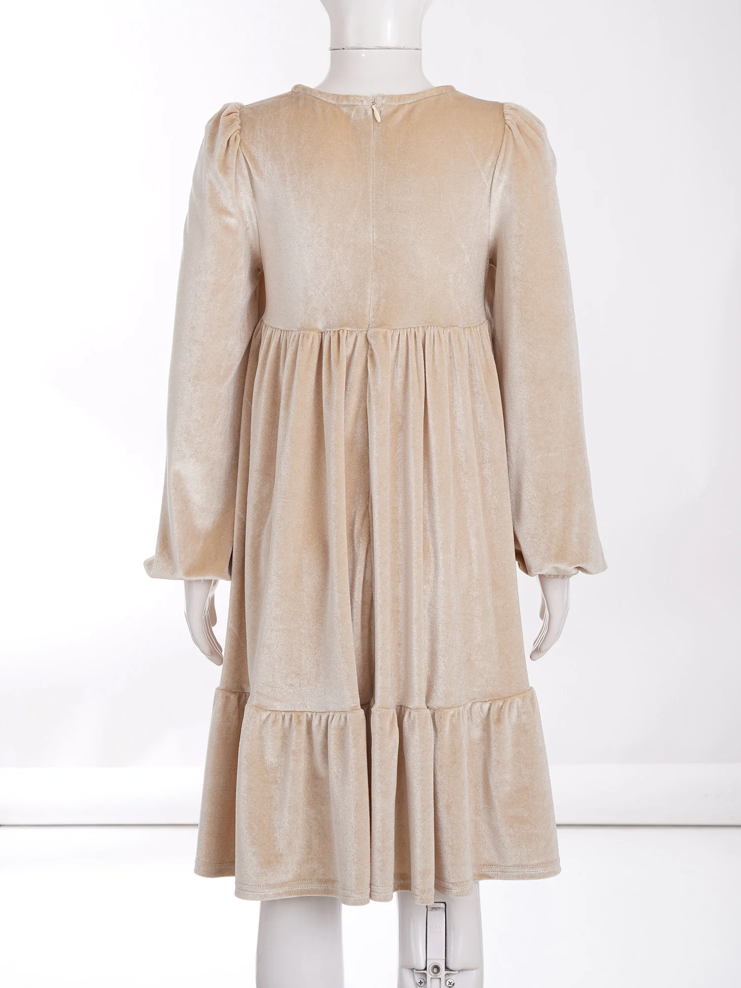 Рисунок 6 - Детское бархатное платье с рукавами-фонариками