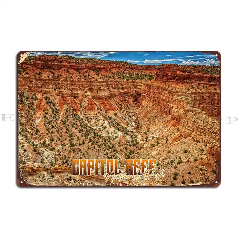 Металлический плакат с ржавым рифом в национальном парке Металлический плакат с ржавым рифом в национальном парке