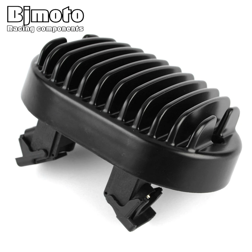 

Motorcycle Voltage Regulator Rectifier For Harley DELUXE FLDE FAT BOY FLFB HERITAGE CLASSIC FLHC SOFTAIL SLIM FLSL BREAKOUT FXBR