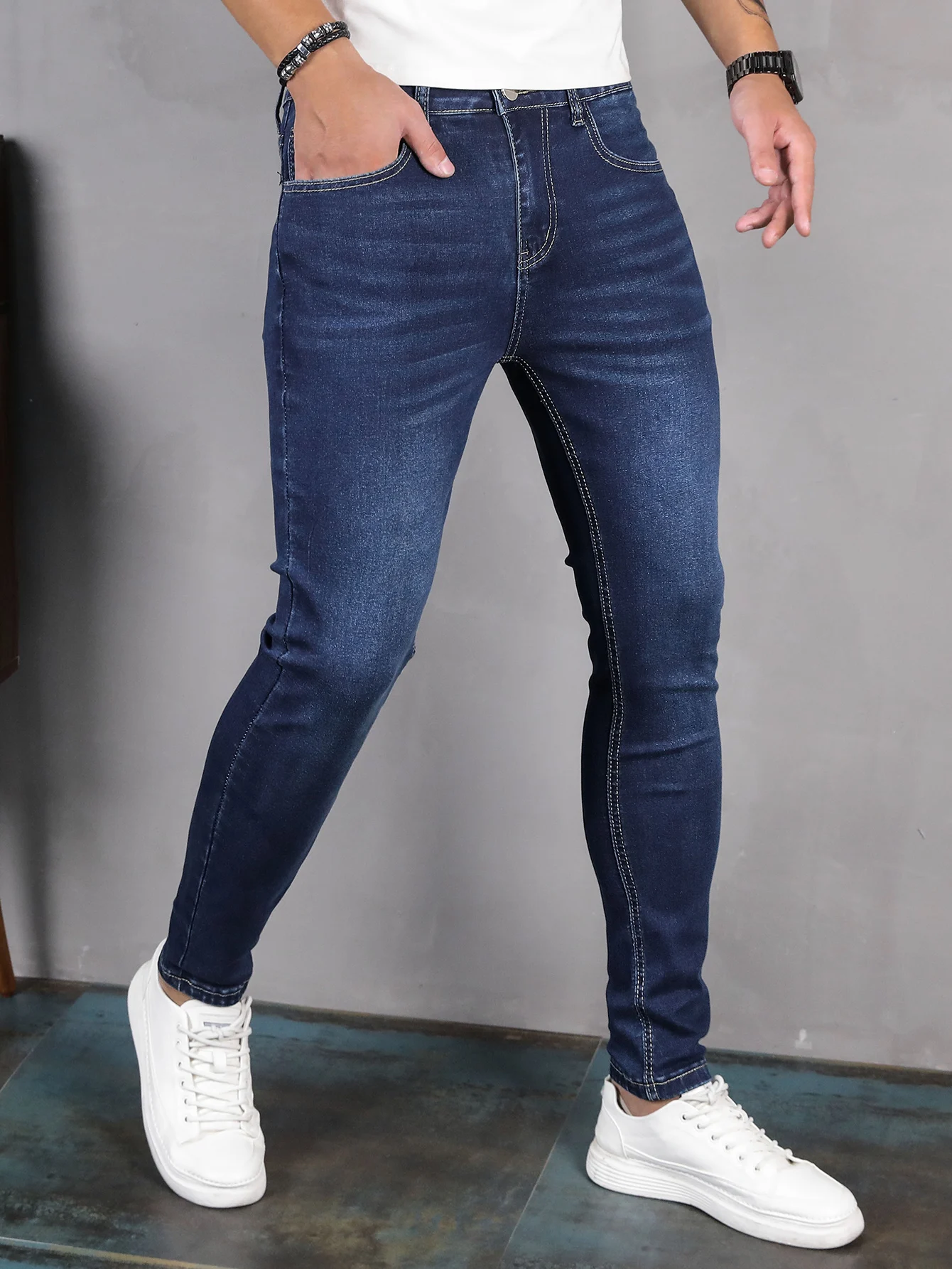 Mens Skinny  jeans Slim Blue Denim Pencil Pants Street hip-hop denim trousers fashion cowboy clothing men