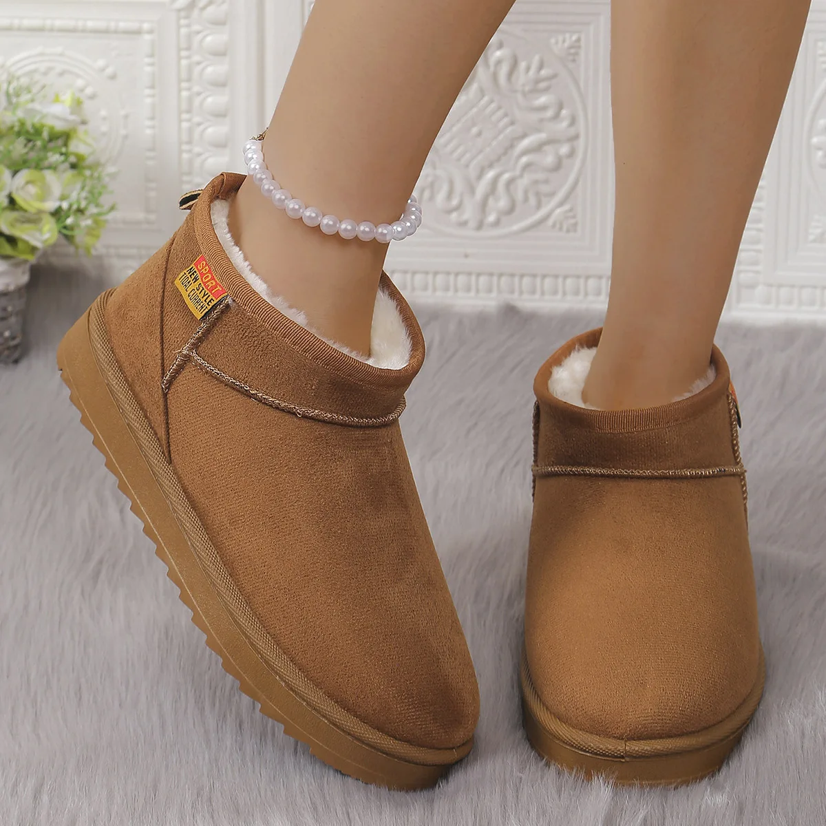 Женские зимние ботинки на плоской платформе искусственные замшевые