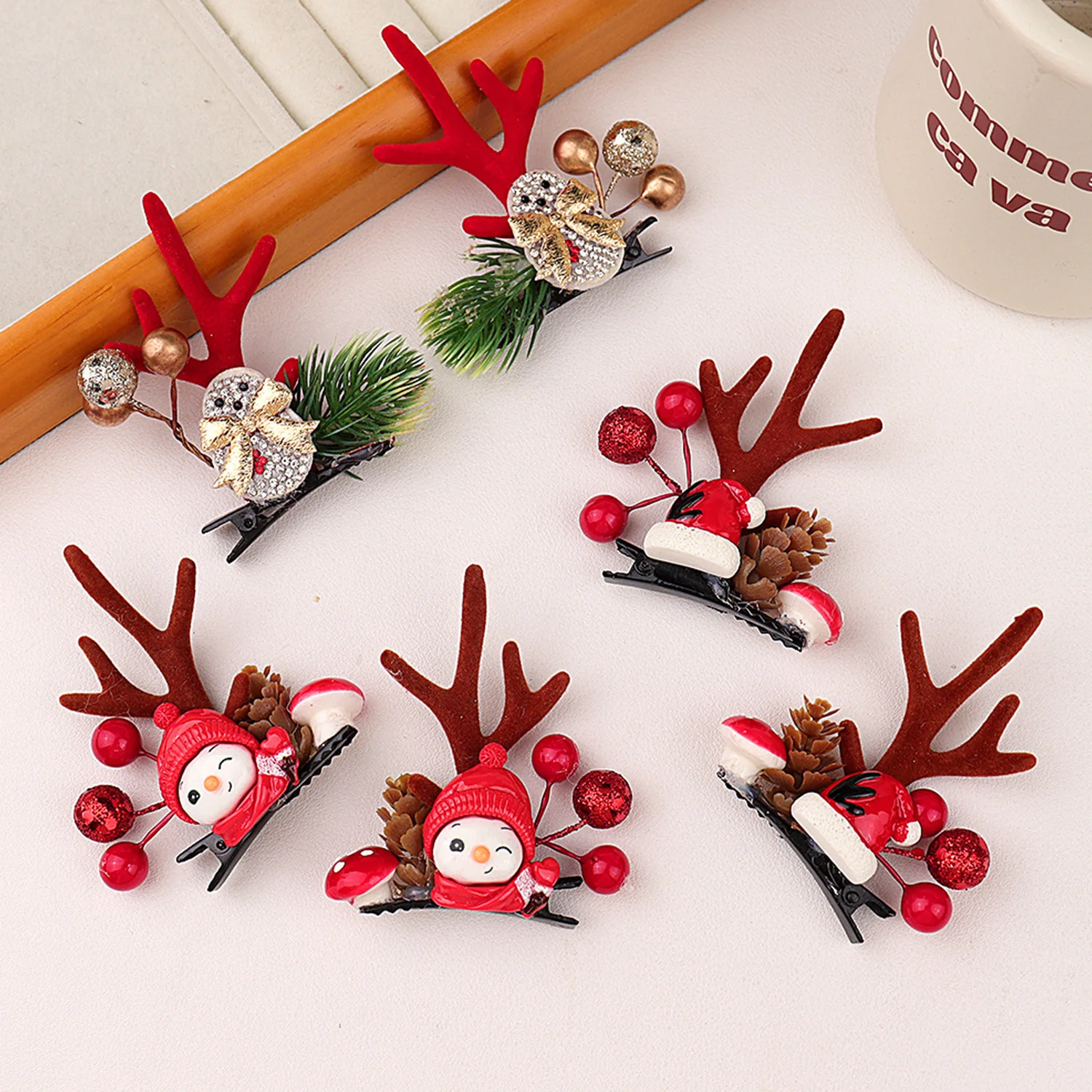 

2pcs/Set Kawaii Christmas Elk Ear Hair Clip Women Girl Santa Snowman Hairpin Xmas Party Barrettes For Kids Cosplay Headwear
