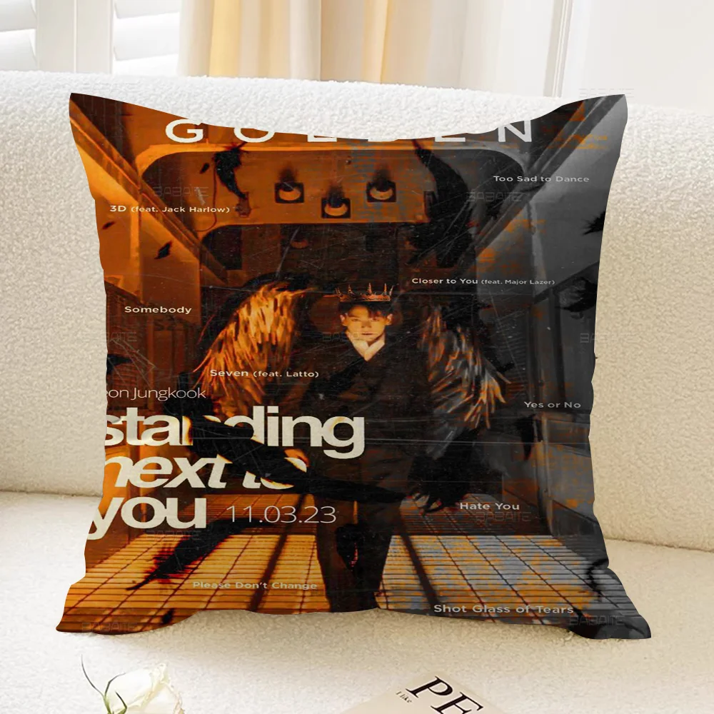 Декоративная подушка MINISO Jungkook 45x45 см