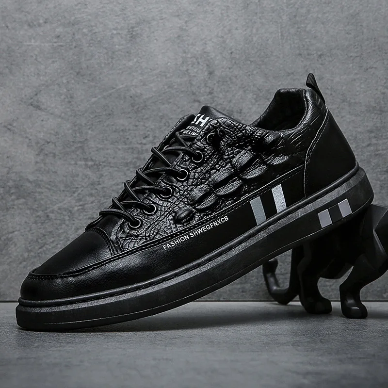 

Men Casual Leather Flat Low Cut Solid Color Round Shape Sneakers Fashion PU The New Listing Arrivals 2022 Shoes Off White