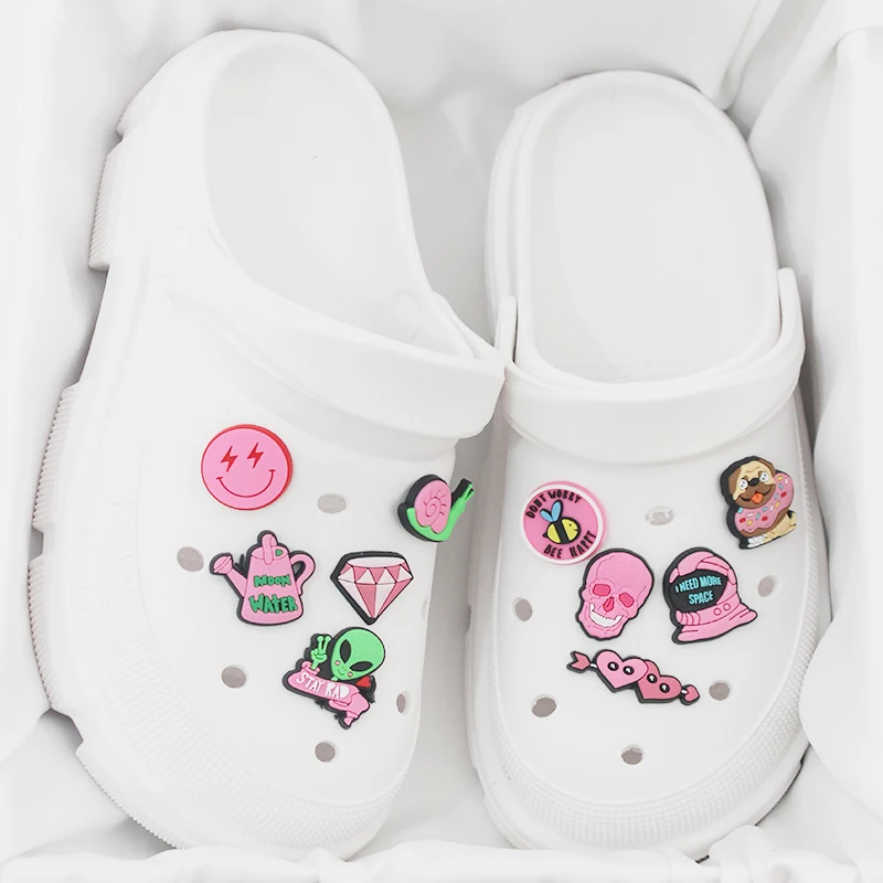 Pink smile alien Decor Vented Clogs Outdoor Unisex Sandals Platform Women Shoes Flat Sole Beach Slippers Black White Men Slides