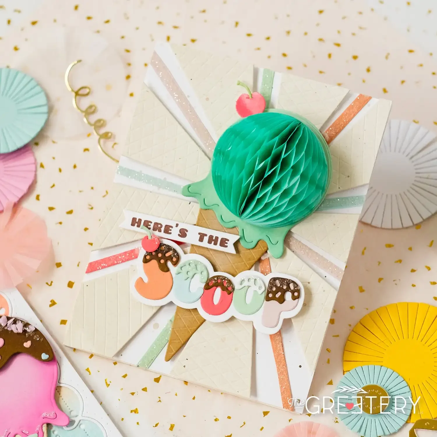 Новые поступления апреля сотовые шарики строительные украшения тиснение шаблон