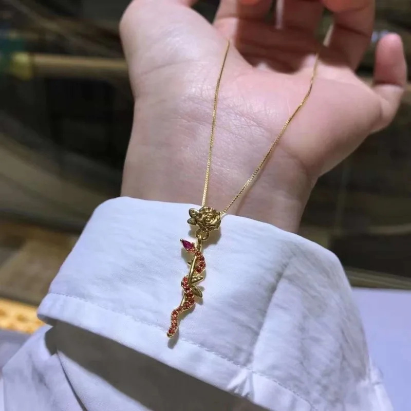 Подвеска из настоящего золота 18 карат с розой Au750 золото в стиле ретро змеиная