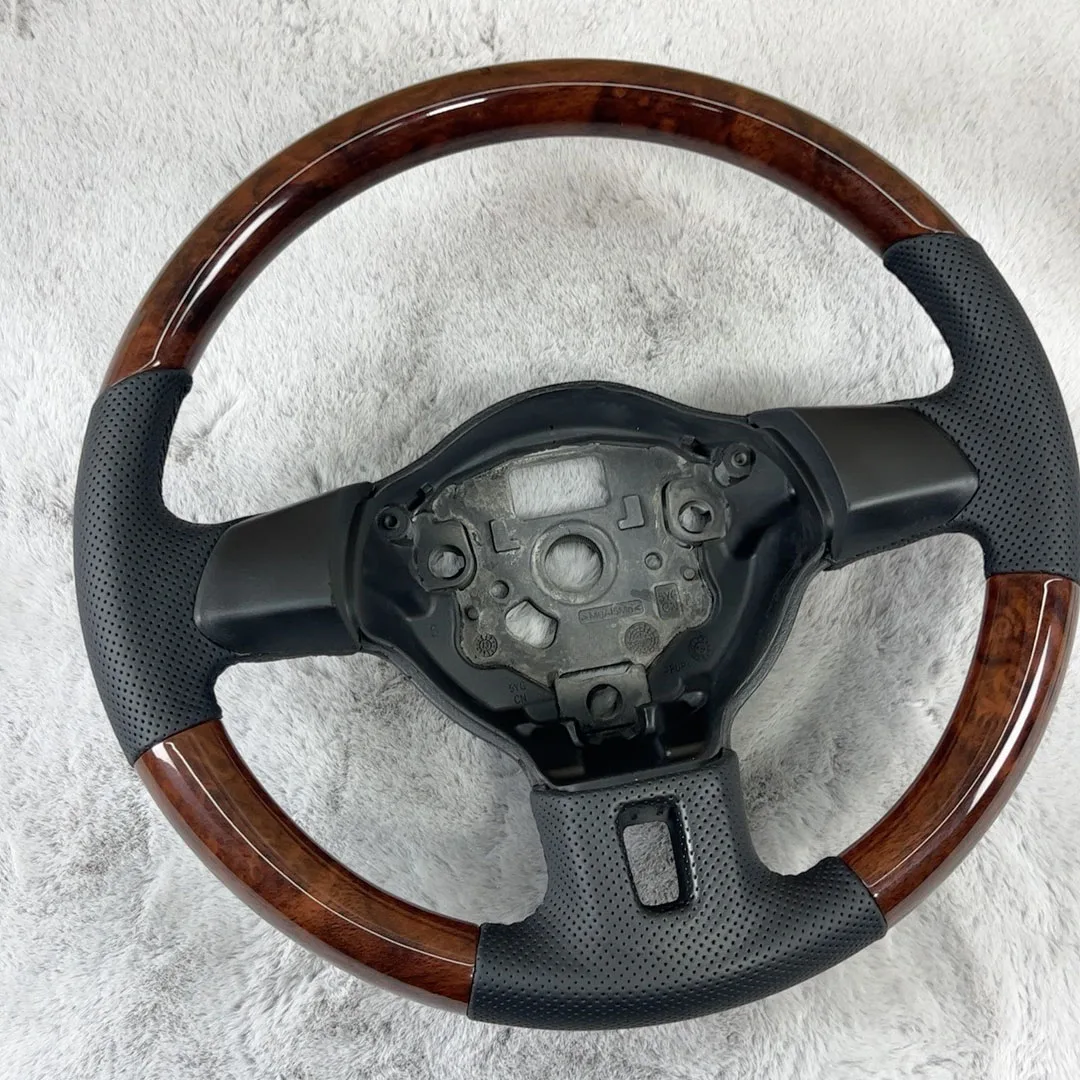 Деревянный руль подходит для Volkswagen Polo 2013. (art.: 3920cb87e2f06) - 3920cb87e2f06