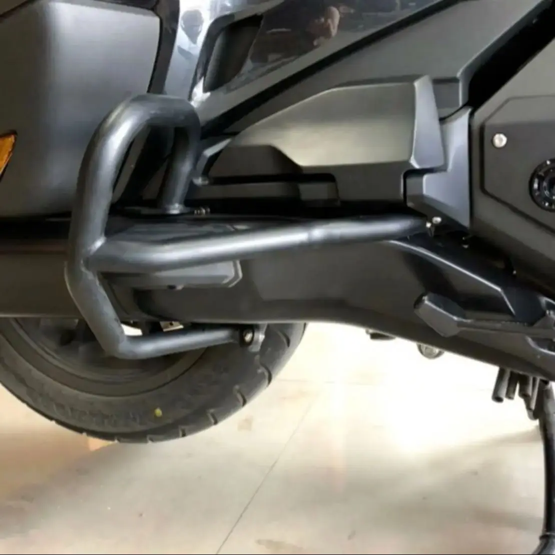 

Для Honda Gold Wing 1800 GL1800, задние дорожные аварийные дуги, защита двигателя, защита бампера Goldwing 1800 GL 1800 2018-2025