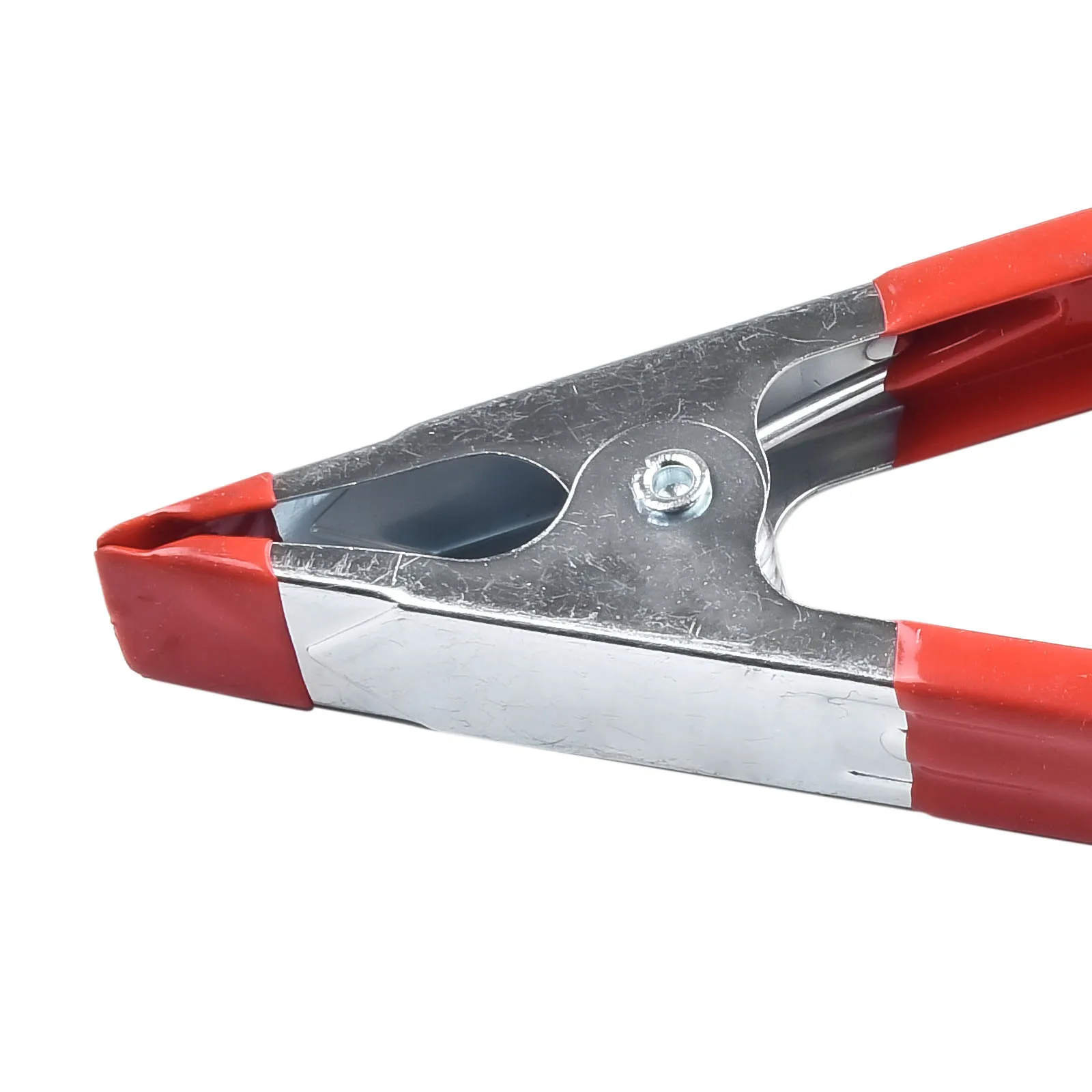 Подвесные металлические дюймовые вкладыши включают в себя упаковку для