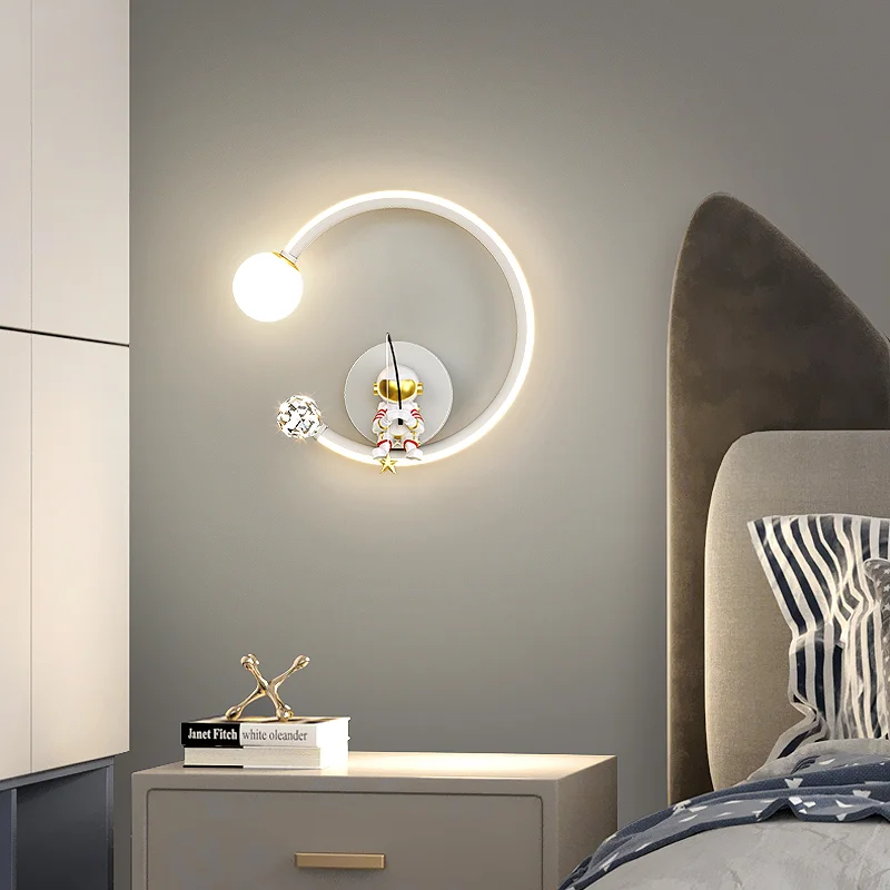 

LED Astronaut Right Star Projection New Modern Led Wall Lamp Living Room Dining Room Reading Bedroom Hall Lamp Indoor Lighting