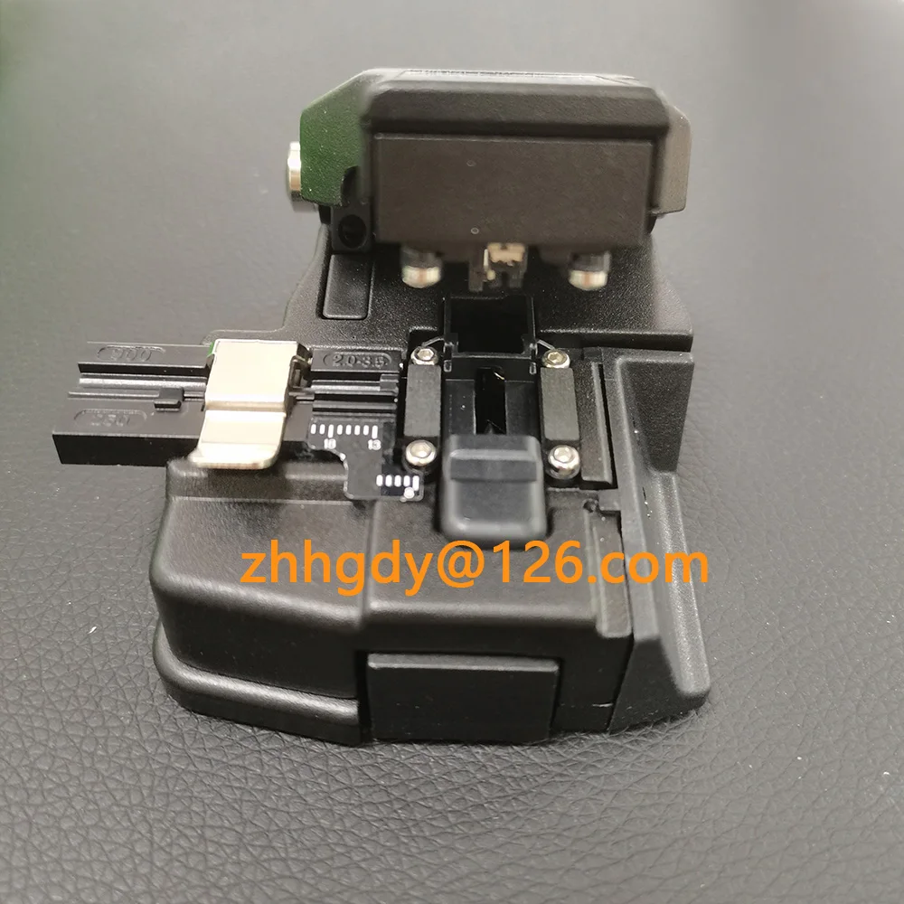 High Precision HS-30 Optical Fiber Cleavercold Splicing Hot Melt Suitable Fiber Cleaver