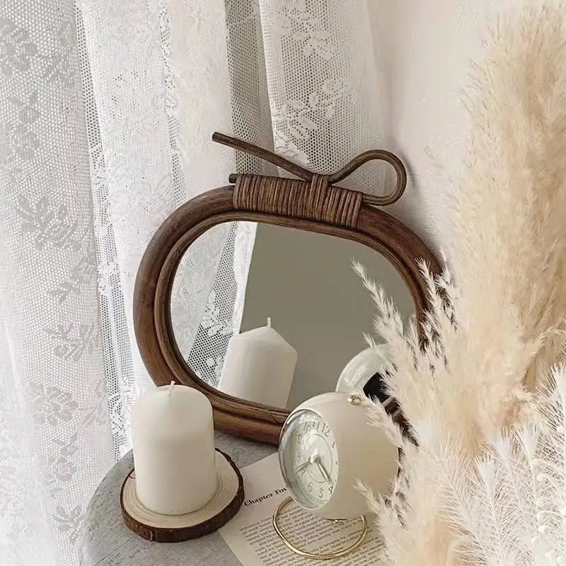 

Antique Japanese-style rattan mirror retro small senior sense of home stay makeup mirror decoration portable hotel