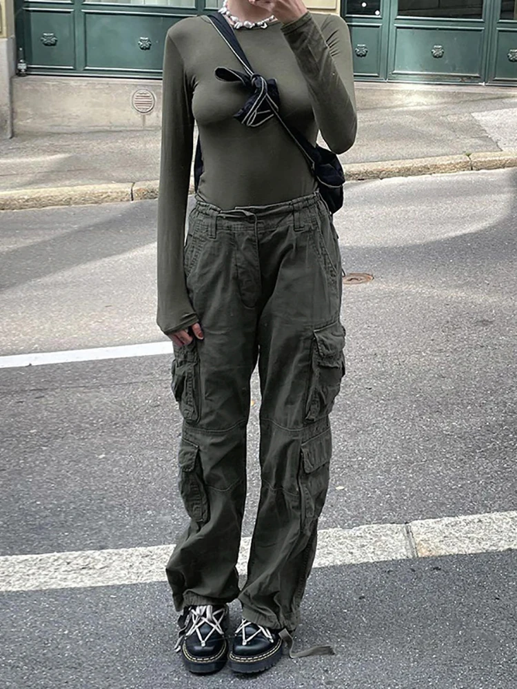 

WeiYao Grunge Pocket Patchwork Women Cargo Pants Gothic Vintage High Waist Wide Leg Trousers Punk Fashion 90s Streetwear 2022