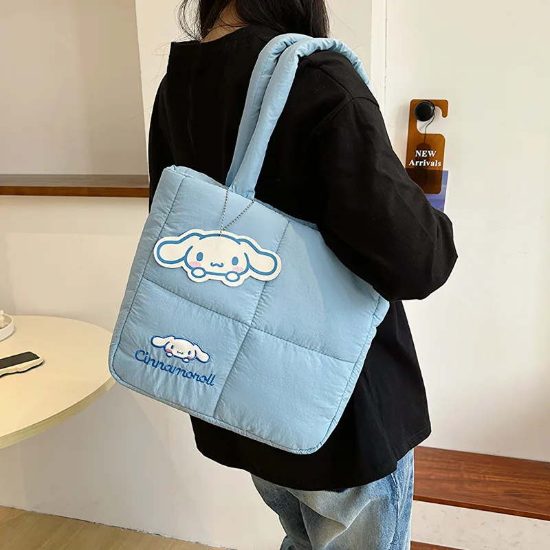 

Sanrio Cinnamoroll Hello Kitty Kuromi Handbag Down Cloth New Cute Makeup Bag Washing Bag Lunch Box Snack Mommy Bag Kawaii Gifts