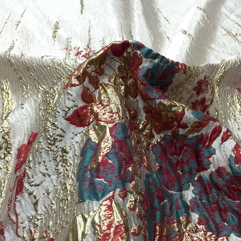 

Жаккардовая ткань с золотыми шелковыми цветами, весна-лето-осень, платье с большим подолом, европейский бренд, модный дизайн, ткань для шитья