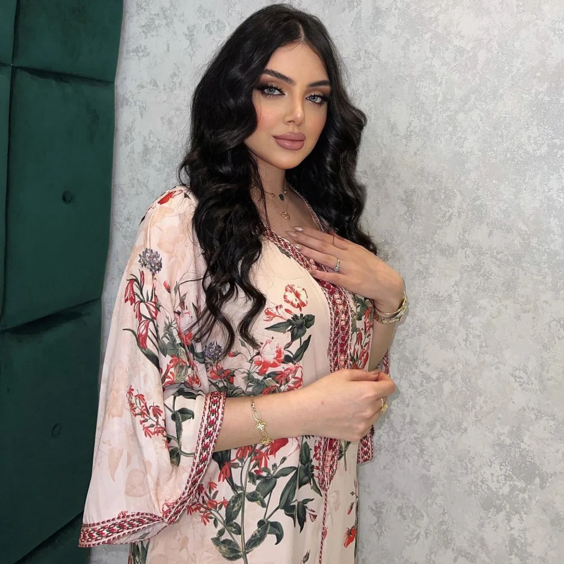 Moroccan Arabic Dresses Muslim Maxi Dress Abayas for Women Luxury Pink Floral Abaya Dubai Long Dress Robe Elegante Femme