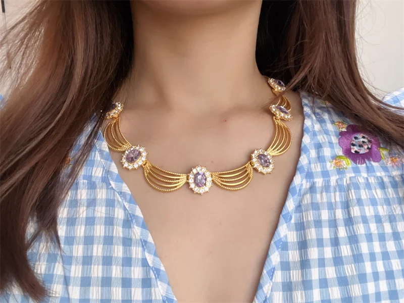 

Массивное ожерелье с кружевом и гео-цирконом, 4622