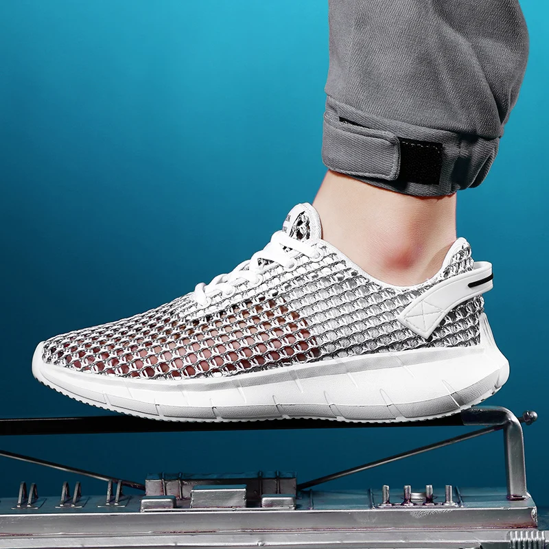 Casual Lightweight Trend Men's Running Shoes Breathable Mesh Men's Sneaker Big Size Outdoor Walking Increase Men's Shoes Black