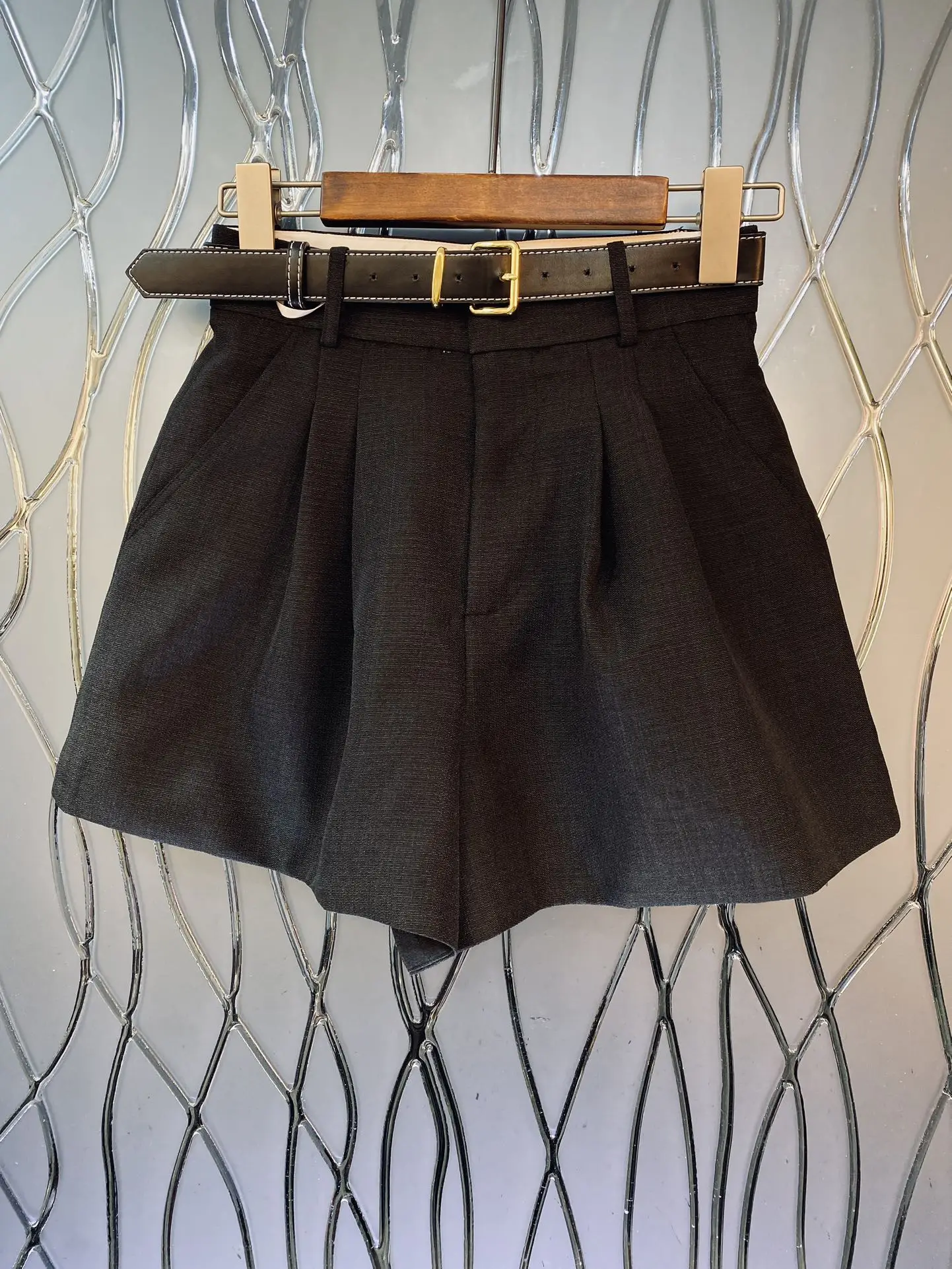 

Новинка Осень-зима 2023 модная женская одежда шорты с поясом 0802