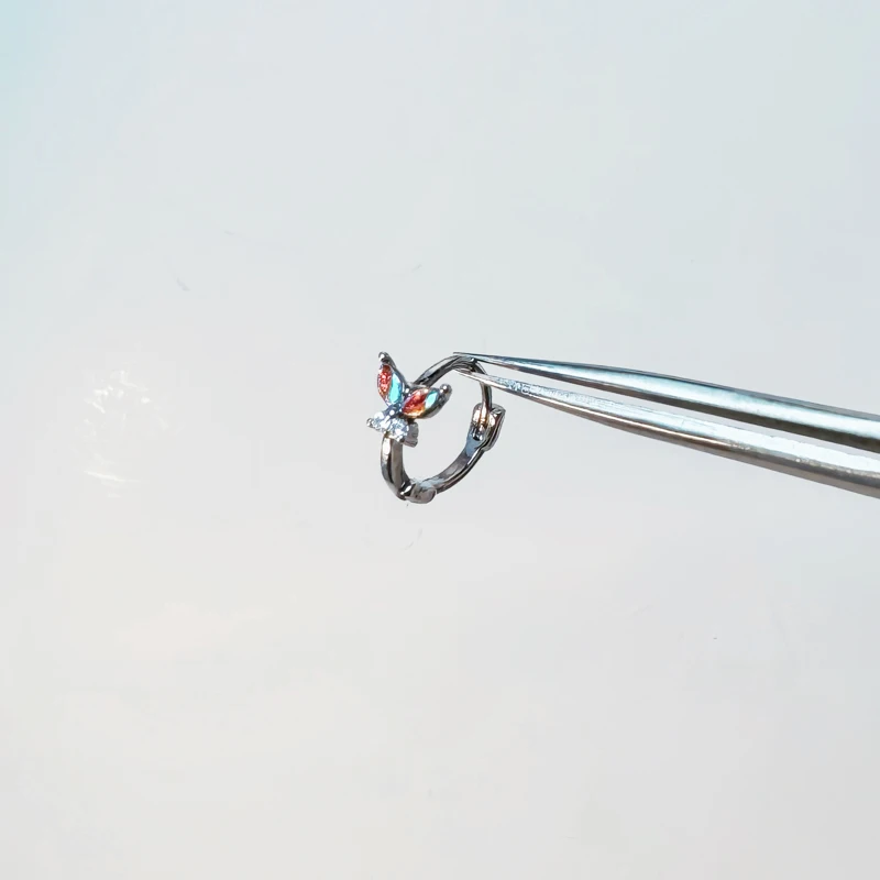 1 шт. мини-серьги-кольца-бабочки 8 мм маленькие синие с цирконием висячие