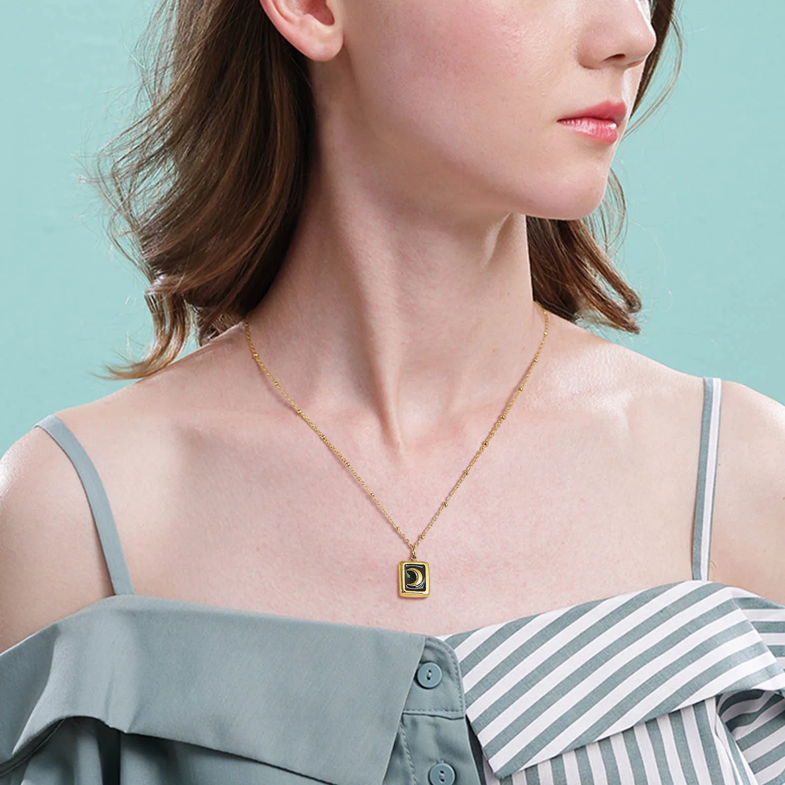 

Геометрическая эмалированная прямоугольная искусственная кожа, ожерелье с полумесяцем, простая Мода навсегда