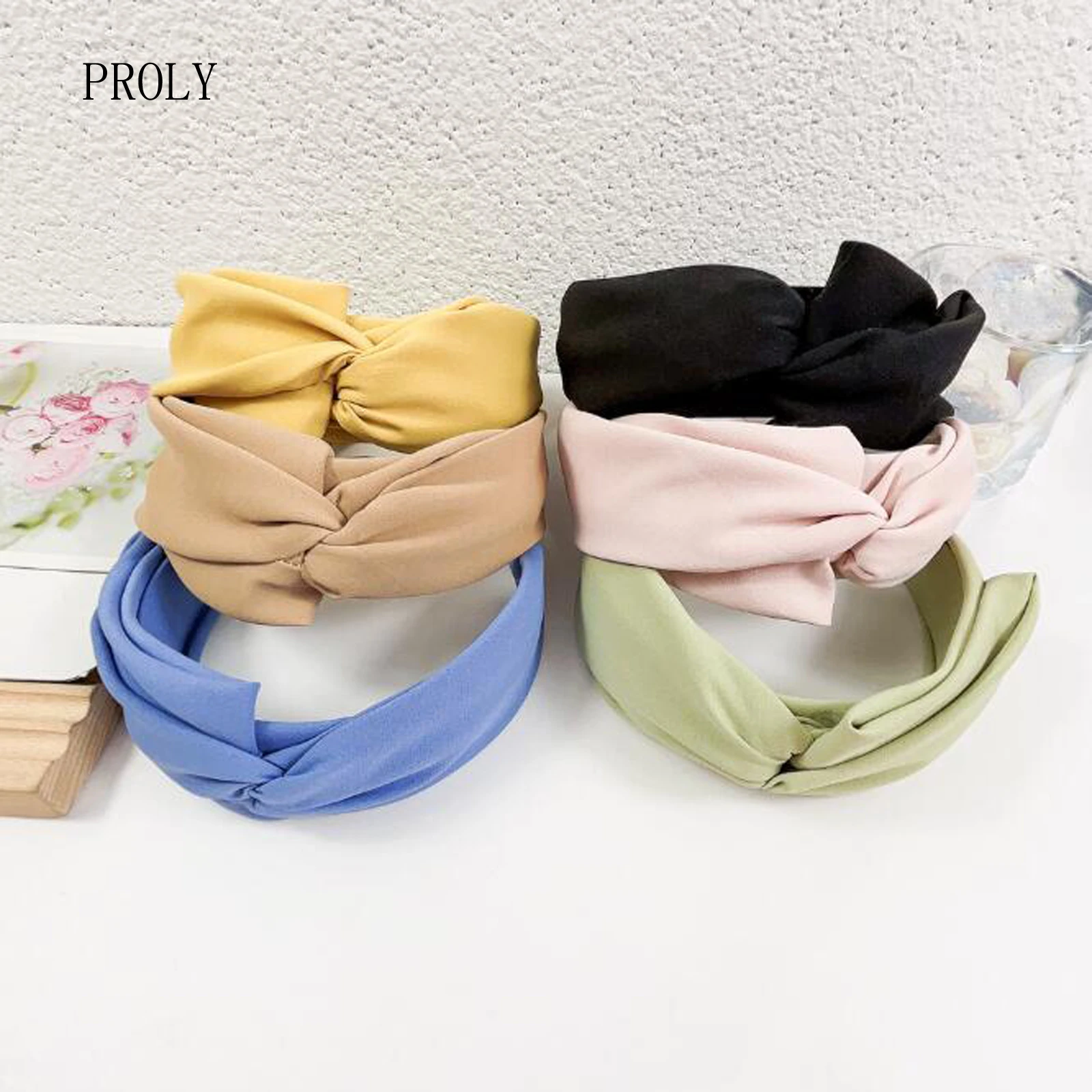 

Повязка на голову женская с перехлёстом, с узлом